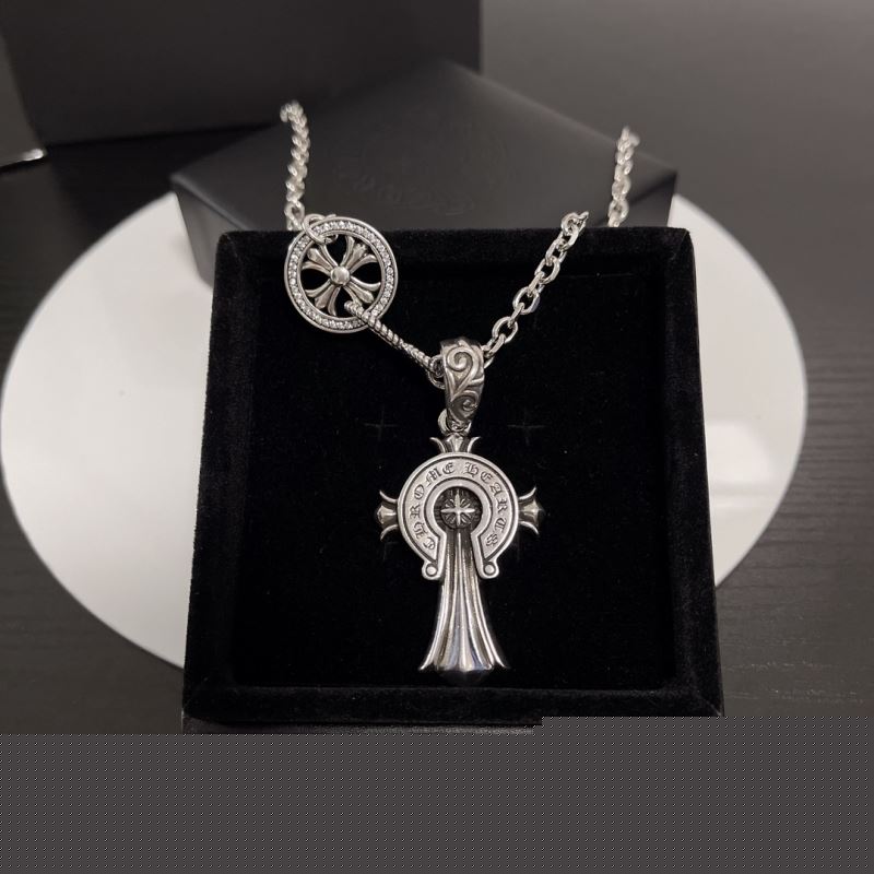 Ch**me He**ts necklaces